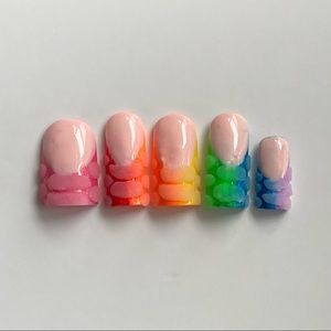Love Is Love: Press Ons